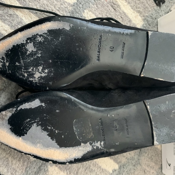 Balenciaga Point-toe lace-up suede ankle boots - Picture 5 of 9